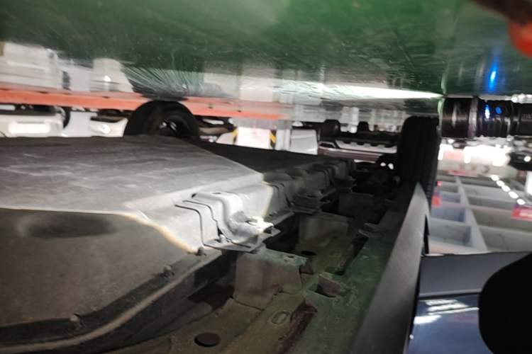 Used Leapmotor T03 2023 310 Lite Edition Right Side Sill