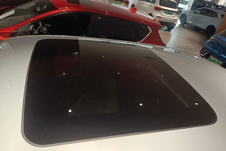 Used Leapmotor T03 2023 403 Smart Edition Roof