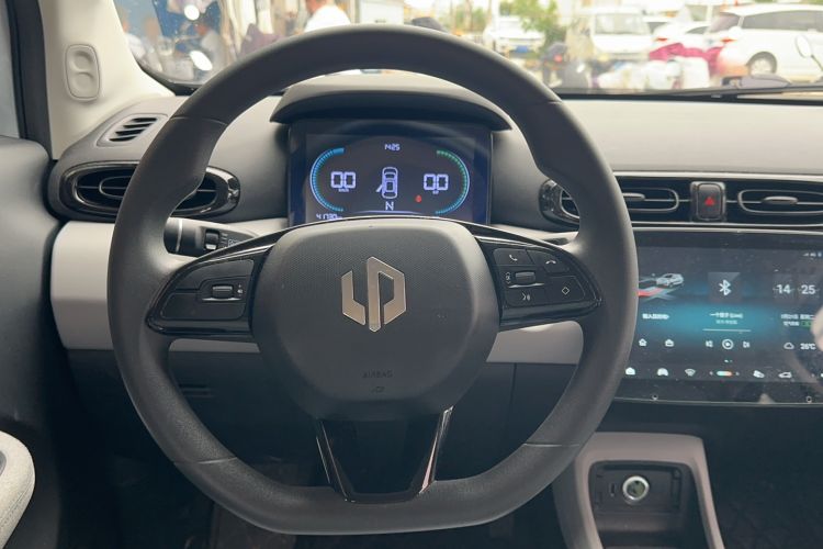 Used Leapmotor T03 2023 310 Lite Edition Steering Wheel