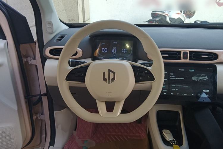 Used Leapmotor T03 2023 200 Lite Edition Steering Wheel