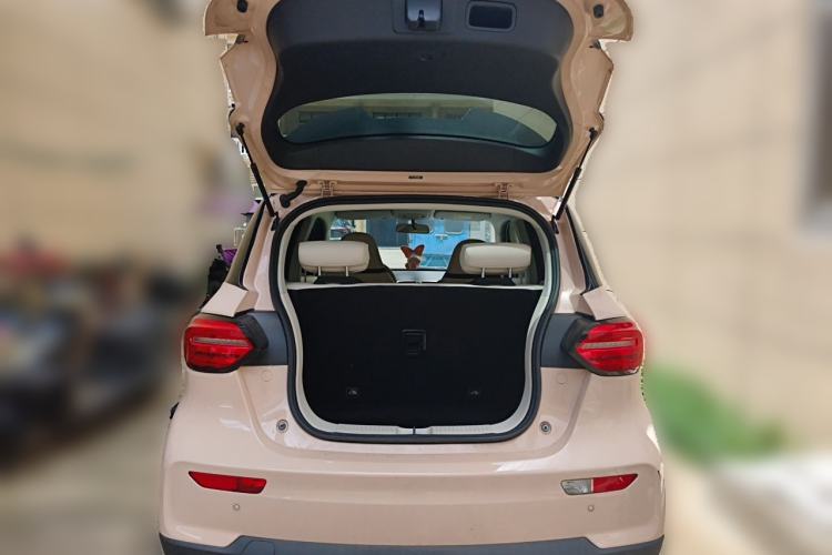 Used Leapmotor T03 2023 310 Lite Edition Trunk