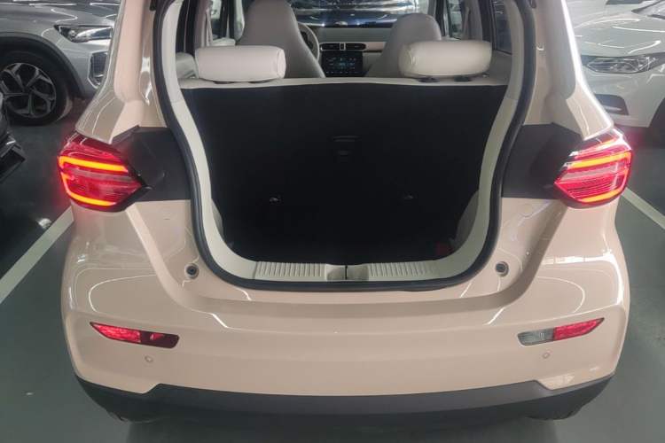 Used Leapmotor T03 2023 310 Lite Edition Trunk
