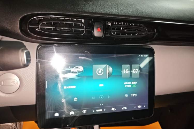 Used Leapmotor T03 2023 200 Lite Edition Audio And AC Panel