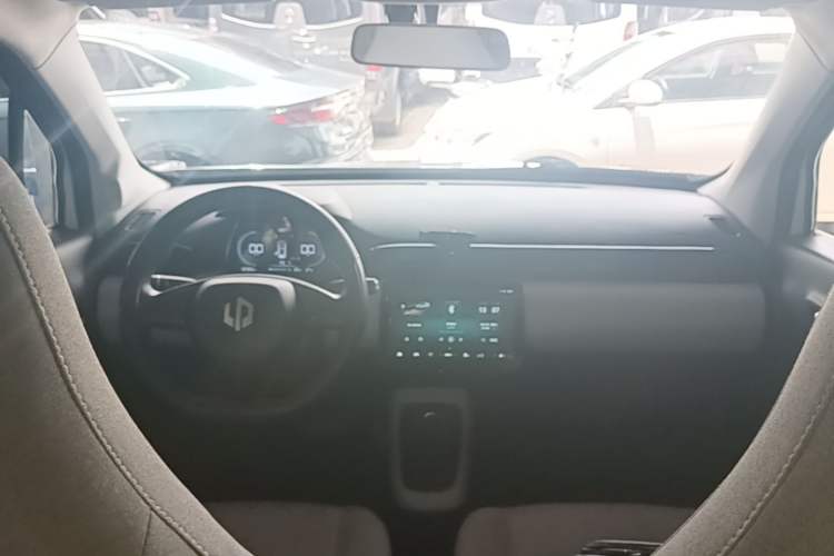 Used Leapmotor T03 2023 200 Lite Edition Center Console