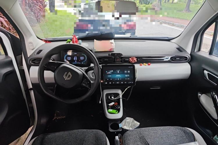 Used Leapmotor T03 2023 200 Lite Edition Center Console