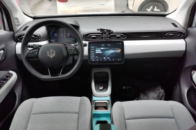 Used Leapmotor T03 2023 310 Lite Edition Center Console