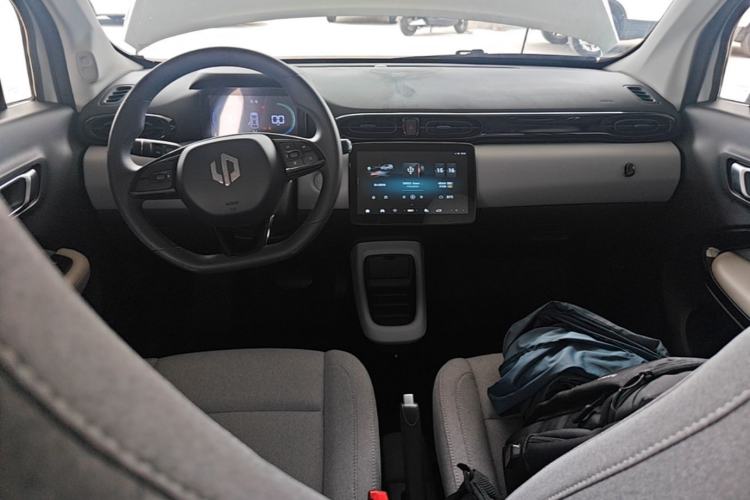 Used Leapmotor T03 2023 200 Lite Edition Center Console