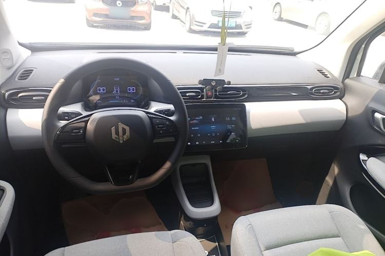 Used Leapmotor T03 2023 200 Lite Edition Center Console