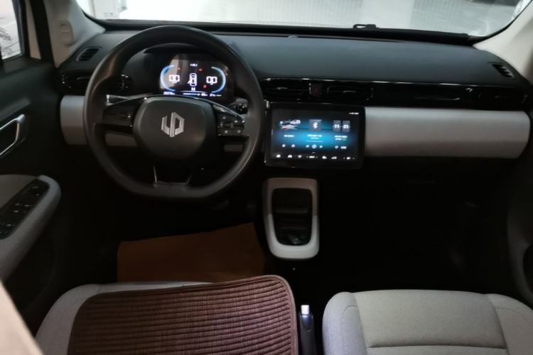 Used Leapmotor T03 2023 200 Lite Edition Center Console