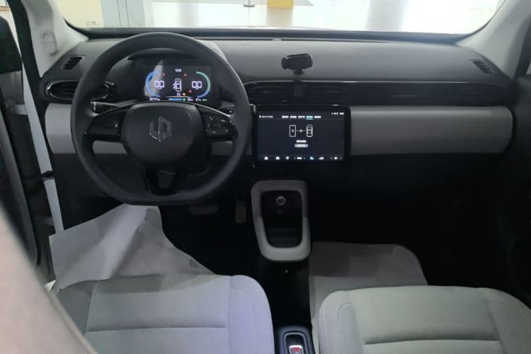Used Leapmotor T03 2023 310 Lite Edition Center Console
