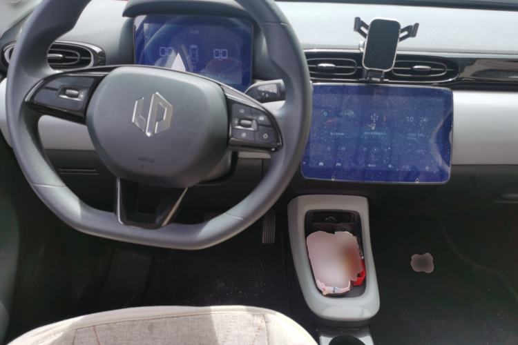 Used Leapmotor T03 2023 200 Lite Edition Center Console
