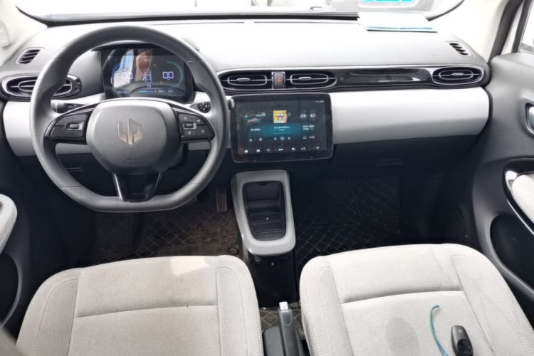 Used Leapmotor T03 2023 200 Lite Edition Center Console
