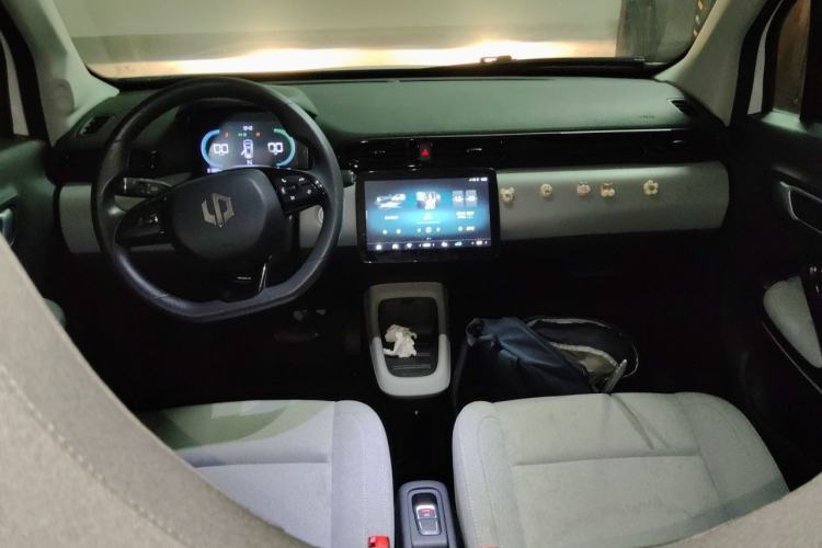 Used Leapmotor T03 2023 310 Lite Edition Center Console