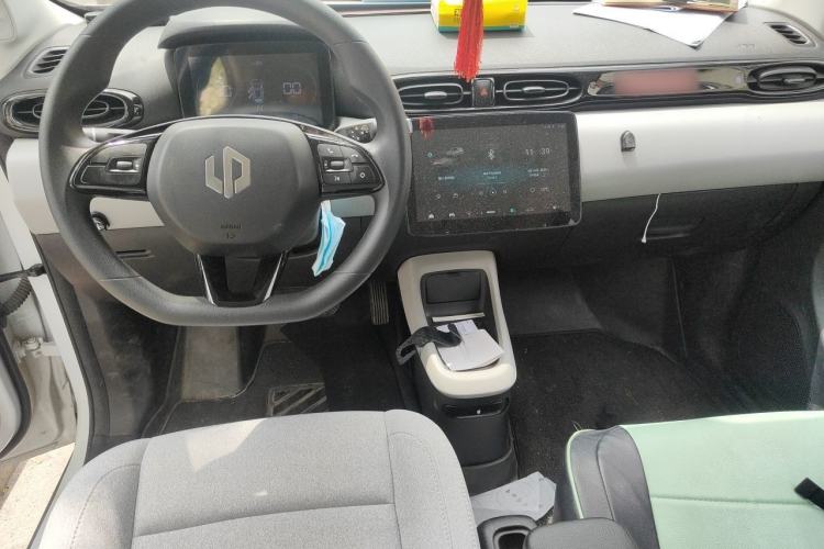 Used Leapmotor T03 2023 310 Lite Edition Center Console