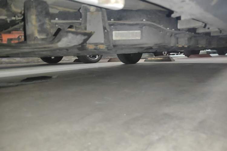 Used Leapmotor T03 2023 310 Lite Edition Chassis Front Left