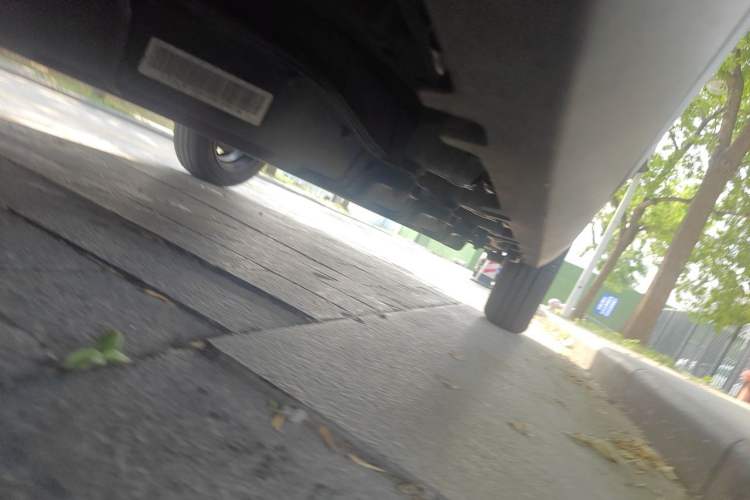Used Leapmotor T03 2023 310 Lite Edition Chassis Front Left