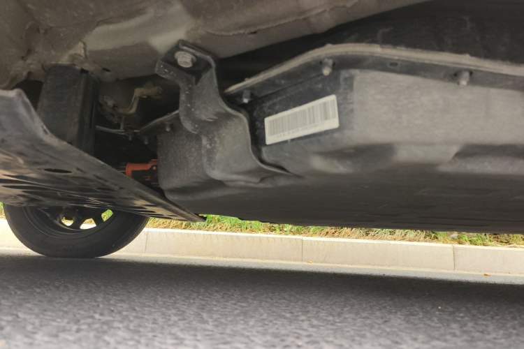 Used Leapmotor T03 2023 310 Lite Edition Chassis Front Left