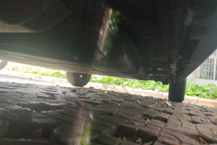 Used Leapmotor T03 2023 200 Lite Edition Chassis Front Left