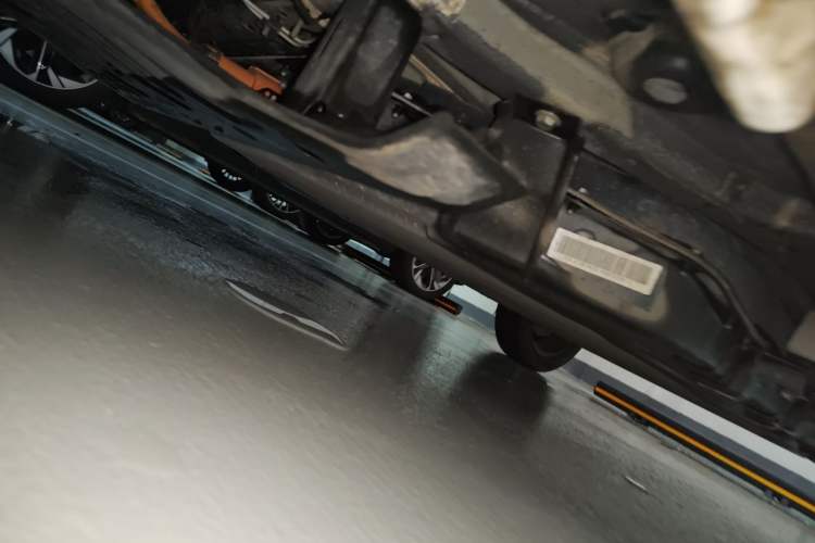 Used Leapmotor T03 2023 310 Lite Edition Chassis Front Left