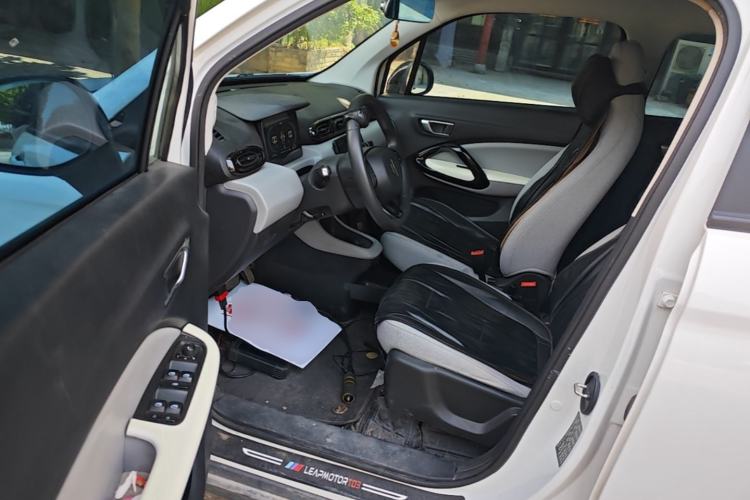 Used Leapmotor T03 2023 310 Lite Edition Driver Seat