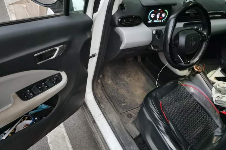 Used Leapmotor T03 2023 310 Lite Edition Driver Seat