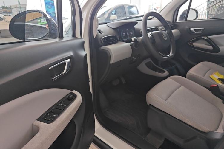 Used Leapmotor T03 2023 310 Lite Edition Driver Seat
