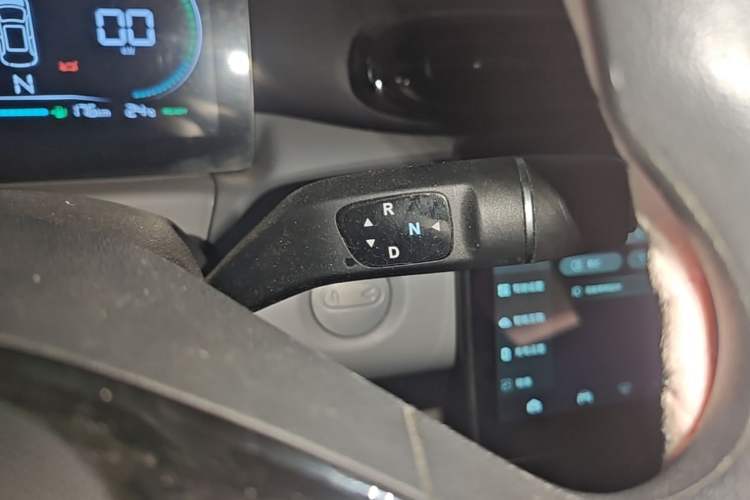 Used Leapmotor T03 2023 200 Lite Edition Gear Lever