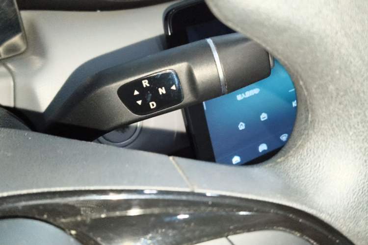 Used Leapmotor T03 2023 310 Lite Edition Gear Lever