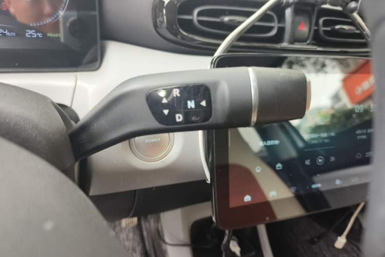Used Leapmotor T03 2023 310 Lite Edition Gear Lever