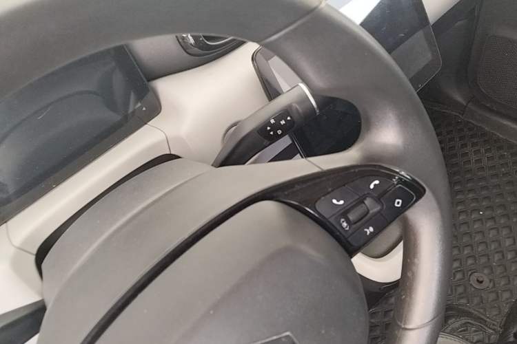 Used Leapmotor T03 2023 310 Lite Edition Gear Lever