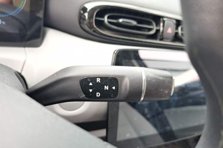 Used Leapmotor T03 2023 200 Lite Edition Gear Lever