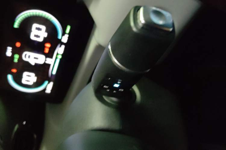 Used Leapmotor T03 2023 310 Lite Edition Gear Lever