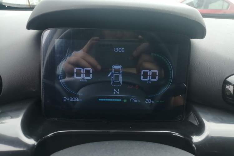 Used Leapmotor T03 2023 200 Lite Edition Instrument Cluster