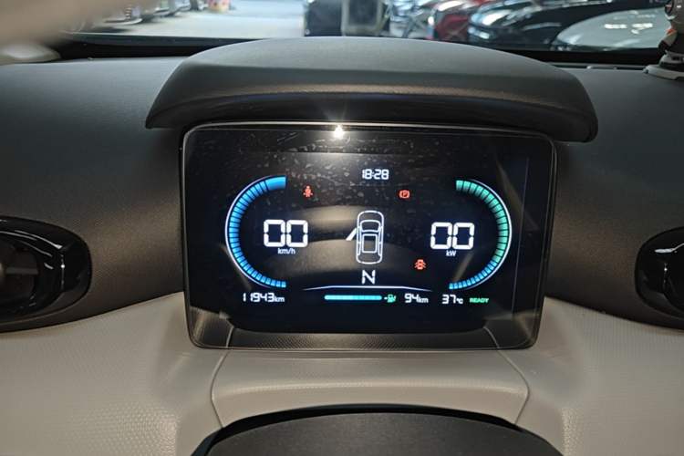 Used Leapmotor T03 2023 200 Lite Edition Instrument Cluster