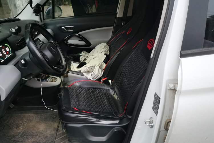 Used Leapmotor T03 2023 310 Lite Edition Left Front Seat