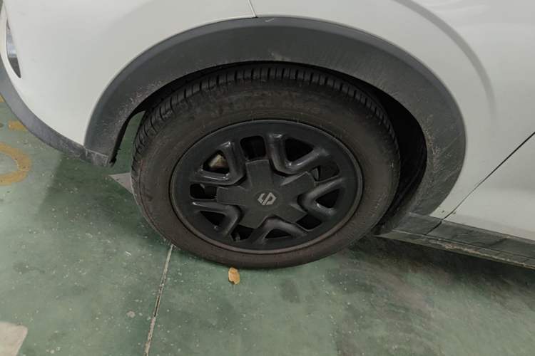 Used Leapmotor T03 2023 310 Lite Edition Left Front Wheel Hub