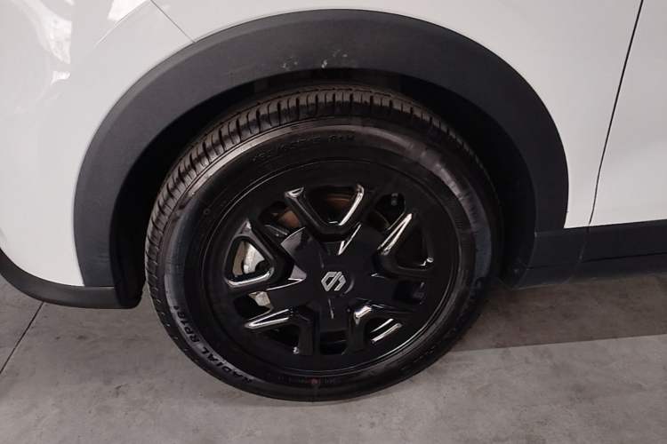 Used Leapmotor T03 2023 310 Lite Edition Left Front Wheel Hub