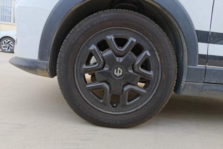 Used Leapmotor T03 2023 310 Lite Edition Left Front Wheel Hub