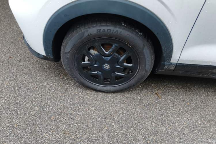 Used Leapmotor T03 2023 310 Lite Edition Left Front Wheel Hub