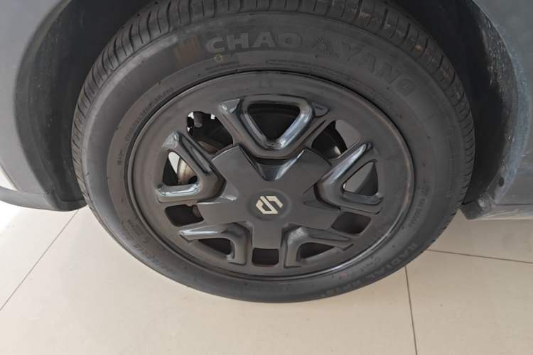 Used Leapmotor T03 2023 310 Lite Edition Left Front Wheel Hub