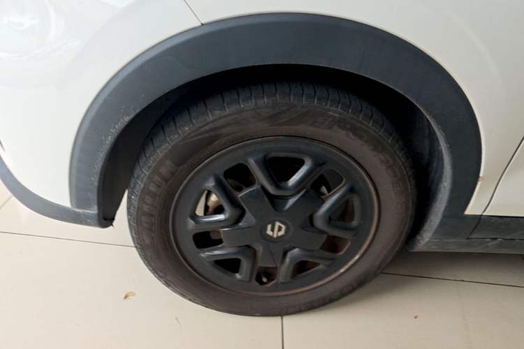 Used Leapmotor T03 2023 310 Lite Edition Left Front Wheel Hub