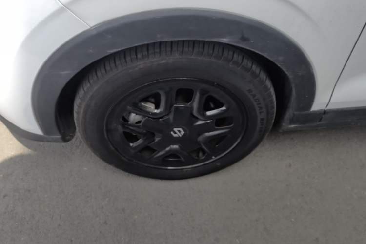 Used Leapmotor T03 2023 310 Lite Edition Left Front Wheel Hub