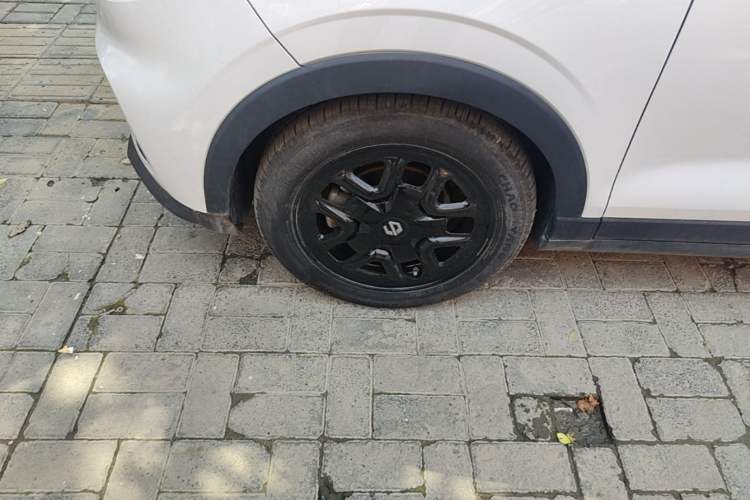 Used Leapmotor T03 2023 403 Lite Edition Left Front Wheel Hub
