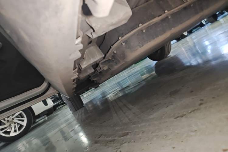 Used Leapmotor T03 2023 200 Lite Edition Left Side Sill