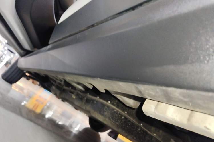 Used Leapmotor T03 2023 200 Lite Edition Left Side Sill