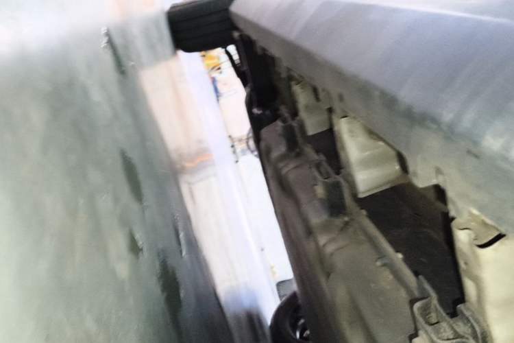 Used Leapmotor T03 2023 310 Lite Edition Left Side Sill