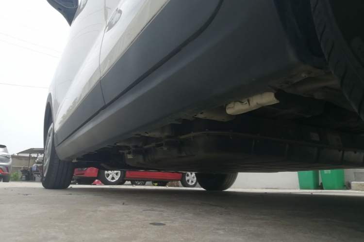 Used Leapmotor T03 2023 200 Lite Edition Left Side Sill
