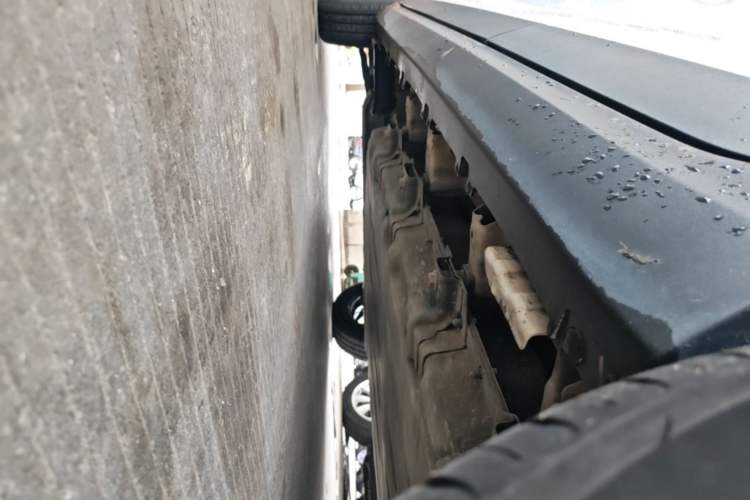 Used Leapmotor T03 2023 310 Lite Edition Left Side Sill