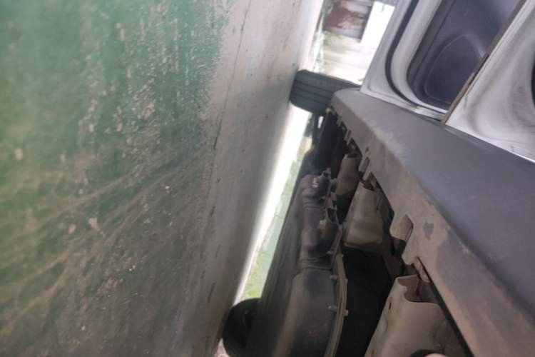 Used Leapmotor T03 2023 200 Lite Edition Left Side Sill