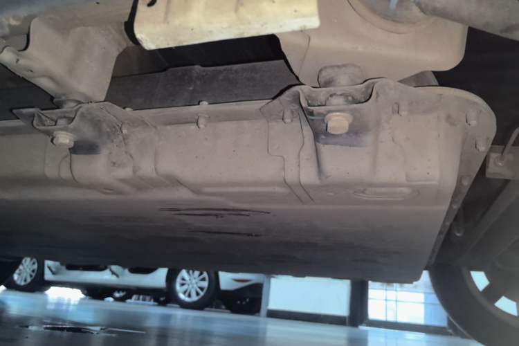 Used Leapmotor T03 2023 310 Lite Edition Left Side Sill